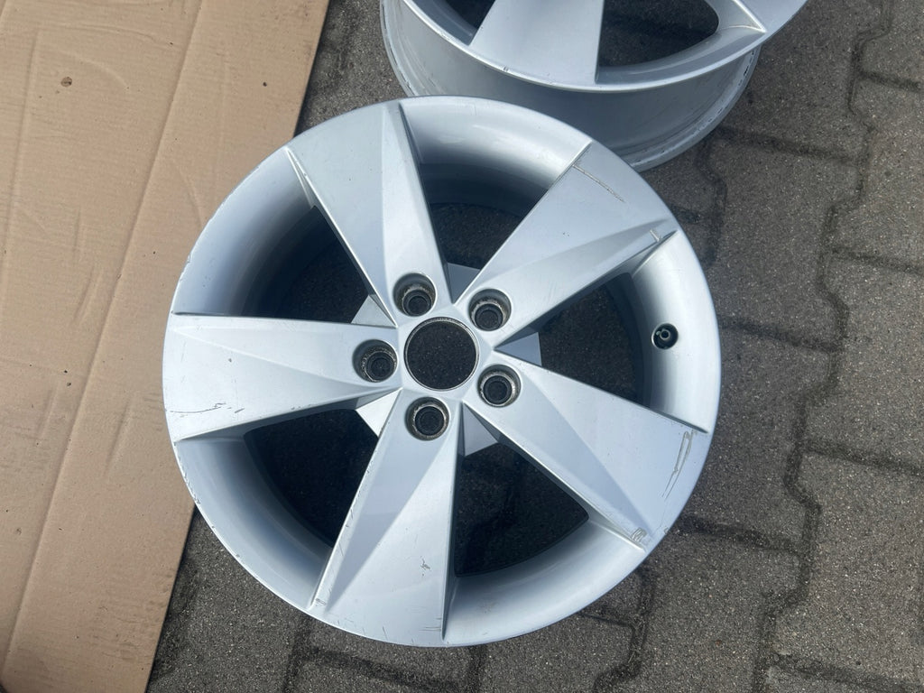 1x Alufelge 15 Zoll 6.0" 5x100 5J0601025AB Skoda Fabia Rim Wheel