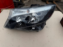 Laden Sie das Bild in den Galerie-Viewer, Frontscheinwerfer Mercedes-Benz Vito W447 A4479067700 Links Headlight SCH7853120654qx