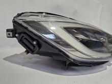 Laden Sie das Bild in den Galerie-Viewer, Frontscheinwerfer Tesla Model S 105817000D Rechts Scheinwerfer Headlight SCH3743715653wg