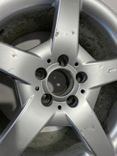 Laden Sie das Bild in den Galerie-Viewer, 1x Alufelge 17 Zoll 8.5" 5x112 34ET Glanz Grau A2034014602 Mercedes-Benz W203 FEL8799580691iw