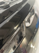 Load image into Gallery viewer, Frontscheinwerfer VW Transporter 7L1941005 Links Scheinwerfer Headlight