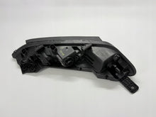 Laden Sie das Bild in den Galerie-Viewer, Frontscheinwerfer Hyundai Kona 92207J9000 Links Scheinwerfer Headlight SCH9918421163ye