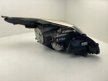 Laden Sie das Bild in den Galerie-Viewer, Frontscheinwerfer Toyota Avensis 8116605310 Links Scheinwerfer Headlight SCH5540808925rm