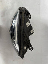 Load image into Gallery viewer, Frontscheinwerfer Mercedes-Benz W246 W242 A2469062601 Links Headlight SCH9565720807ps