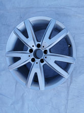 Laden Sie das Bild in den Galerie-Viewer, 1x Alufelge 18 Zoll 8.5&quot; 5x112 34,5ET A2184011202 Mercedes-Benz Cls Rim Wheel