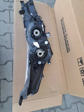 Load image into Gallery viewer, Frontscheinwerfer Toyota Corolla 81170-02L50 Links Scheinwerfer Headlight SCH4119867372mf