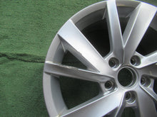 Load image into Gallery viewer, 1x Alufelge 17 Zoll 6.5" 5x112 46ET Glanz Silber 5H0071497 VW Golf Viii FEL8884957732fr