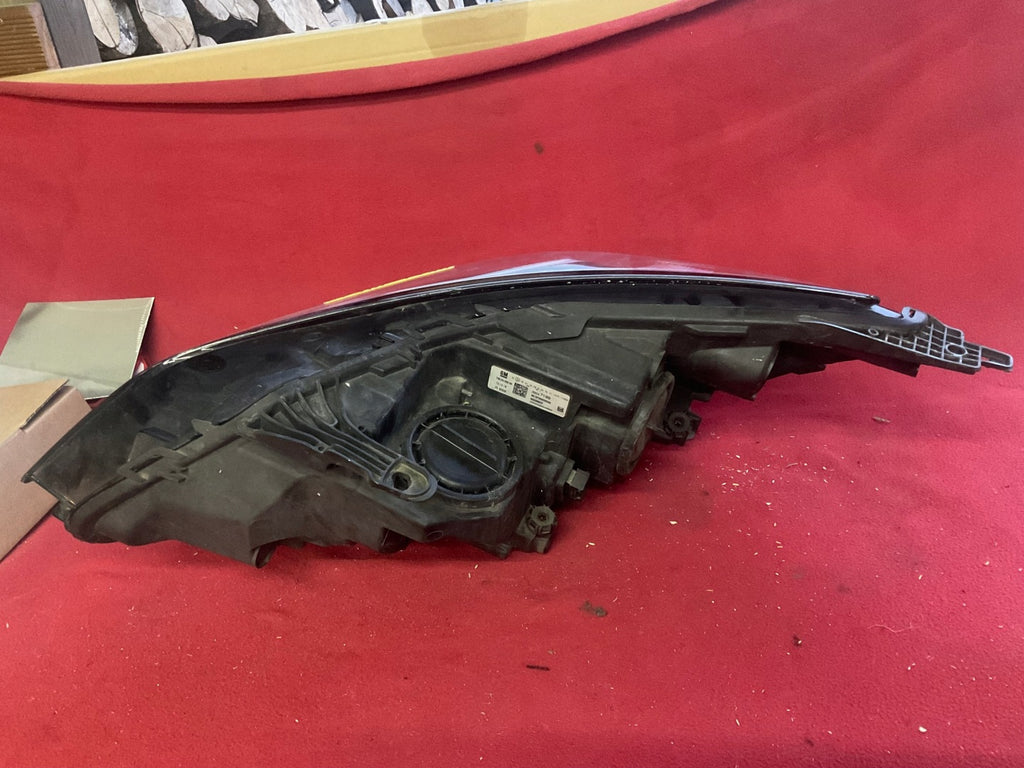 Frontscheinwerfer Opel Astra 39047199 Rechts Scheinwerfer Headlight SCH5035188810ey