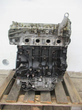 Laden Sie das Bild in den Galerie-Viewer, Motor Renault Trafic M9R786 2.0 DCI 215TKm 2013 Diesel Engine Unkomplett