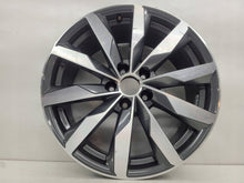 Laden Sie das Bild in den Galerie-Viewer, 1x Alufelge 18 Zoll 5x114.3 8W0601025FJ Audi A4 B9 Rim Wheel FEL7805137830jw