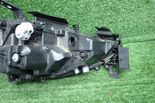 Laden Sie das Bild in den Galerie-Viewer, Frontscheinwerfer Mazda Cx5 II KB8N51040 K124-51040 Links Scheinwerfer Headlight SCH6370986220go