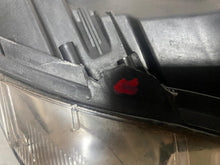 Laden Sie das Bild in den Galerie-Viewer, Frontscheinwerfer Mercedes-Benz W169 A1698206161 Xenon Links Headlight SCH3946382792tu