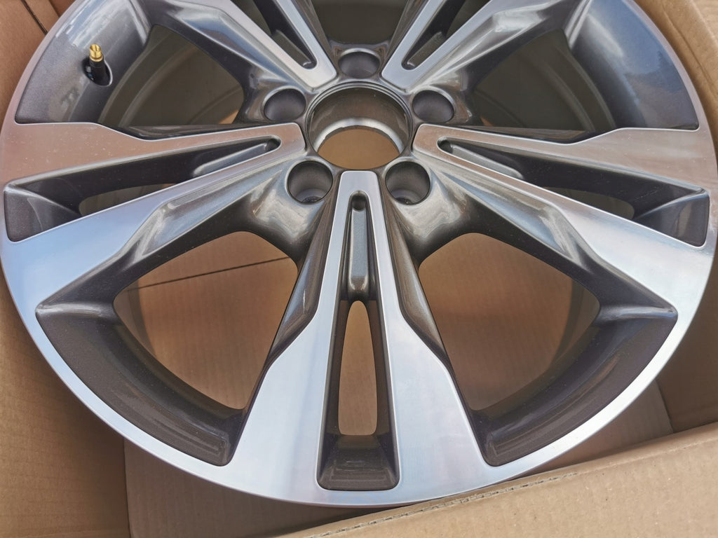 1x Alufelge 18 Zoll 7.5" 5x112 52ET Glanz Graphit A4474010501 Mercedes-Benz Vito FEL4264811030sh