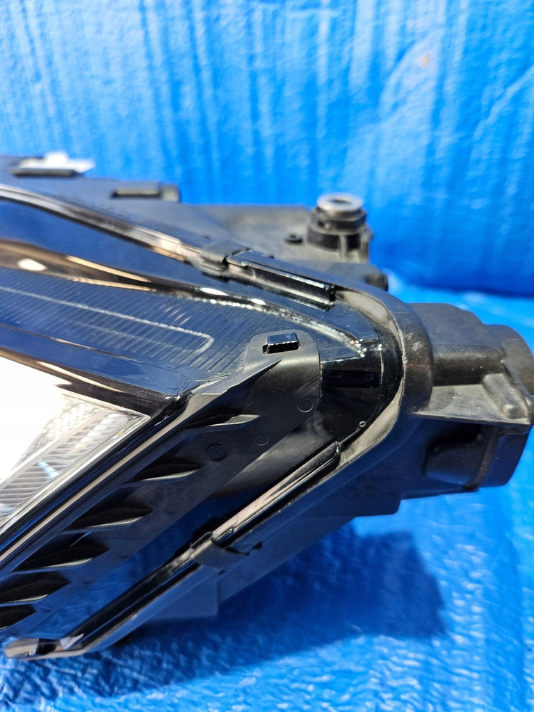 Frontscheinwerfer Skoda Octavia IV 5E4941015A LED Links Scheinwerfer Headlight SCH6214891480an