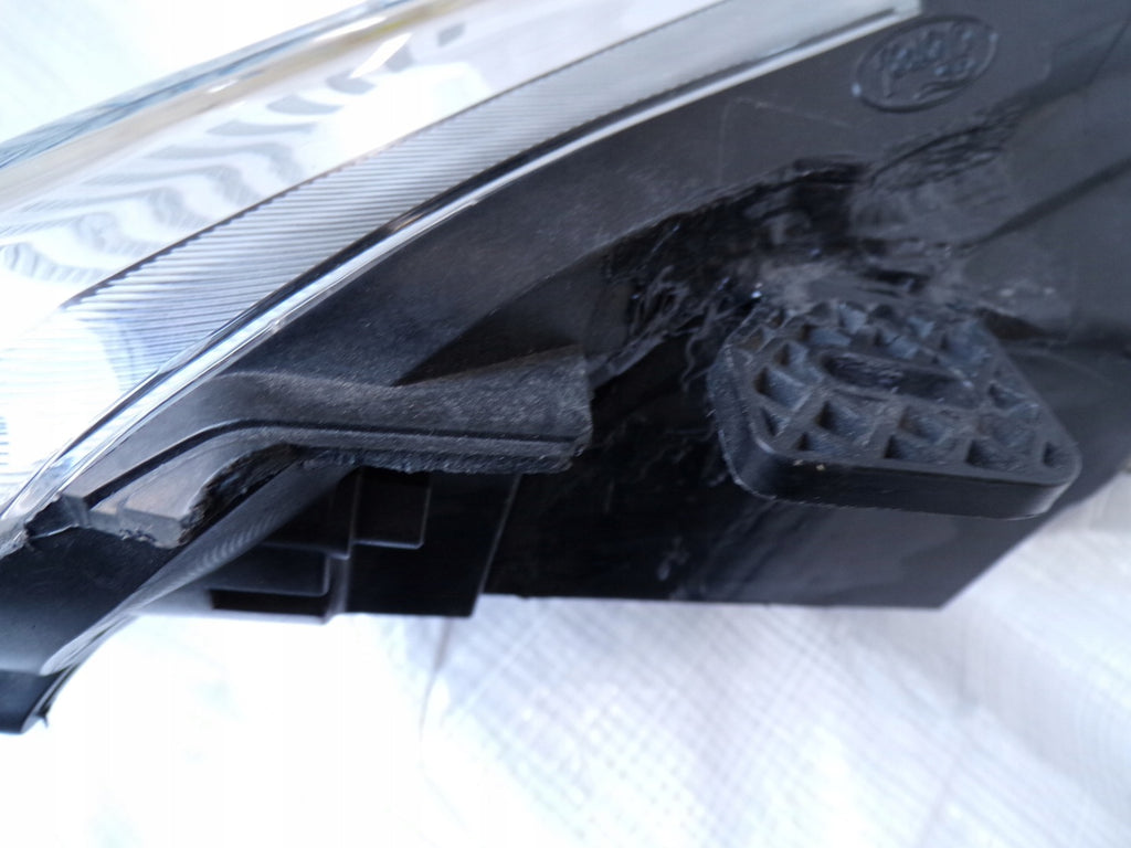 Frontscheinwerfer Ford Fiesta Rechts Scheinwerfer Headlight SCH9100718010yx