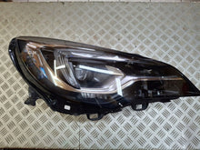 Laden Sie das Bild in den Galerie-Viewer, Frontscheinwerfer Opel Astra B16 39055746 2017 Rechts Scheinwerfer Headlight SCH3394015506xf