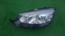 Laden Sie das Bild in den Galerie-Viewer, Frontscheinwerfer Skoda Yeti 5L1941015 Xenon Links Scheinwerfer Headlight