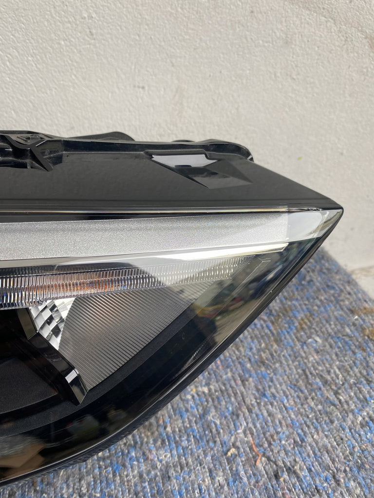 Frontscheinwerfer Audi Q3 83A941012 LED Rechts Scheinwerfer Headlight