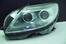 Laden Sie das Bild in den Galerie-Viewer, Frontscheinwerfer Mercedes-Benz A2168202961 1307022626 Links Headlight SCH4690872785qz