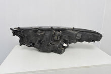 Laden Sie das Bild in den Galerie-Viewer, Frontscheinwerfer Toyota 4 Yaris LED Rechts Scheinwerfer Headlight SCH2125757434rh