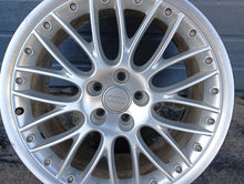 Load image into Gallery viewer, 1x Alufelge 19 Zoll 8.5&quot; 5x112 Glanz Silber 4F0601025 Audi A6 C6 Rim Wheel