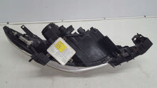Laden Sie das Bild in den Galerie-Viewer, Frontscheinwerfer Mazda 5 V Xenon Links Scheinwerfer Headlight SCH5824023135sm