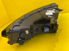 Laden Sie das Bild in den Galerie-Viewer, Frontscheinwerfer BMW 2 U06 5A42244-06 LED Rechts Scheinwerfer Headlight