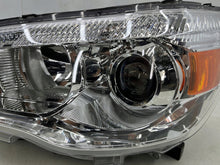 Laden Sie das Bild in den Galerie-Viewer, Frontscheinwerfer Mitsubishi Outlander I Sport Links Scheinwerfer Headlight SCH9351680775xo