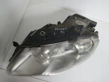 Laden Sie das Bild in den Galerie-Viewer, Frontscheinwerfer VW Passat 3C0941751K 89315530 Xenon Links Headlight SCH4374532127mv