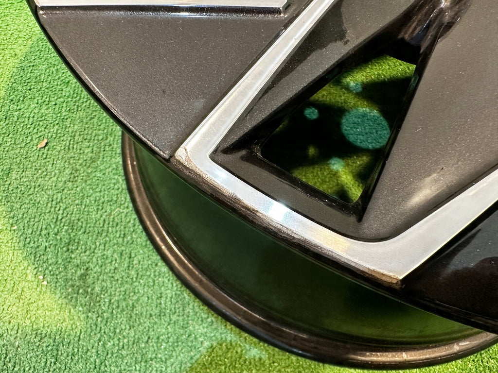 1x Alufelge 18 Zoll 8.0" 5x112 44ET 3V0601025B Skoda Superb Iii Rim Wheel