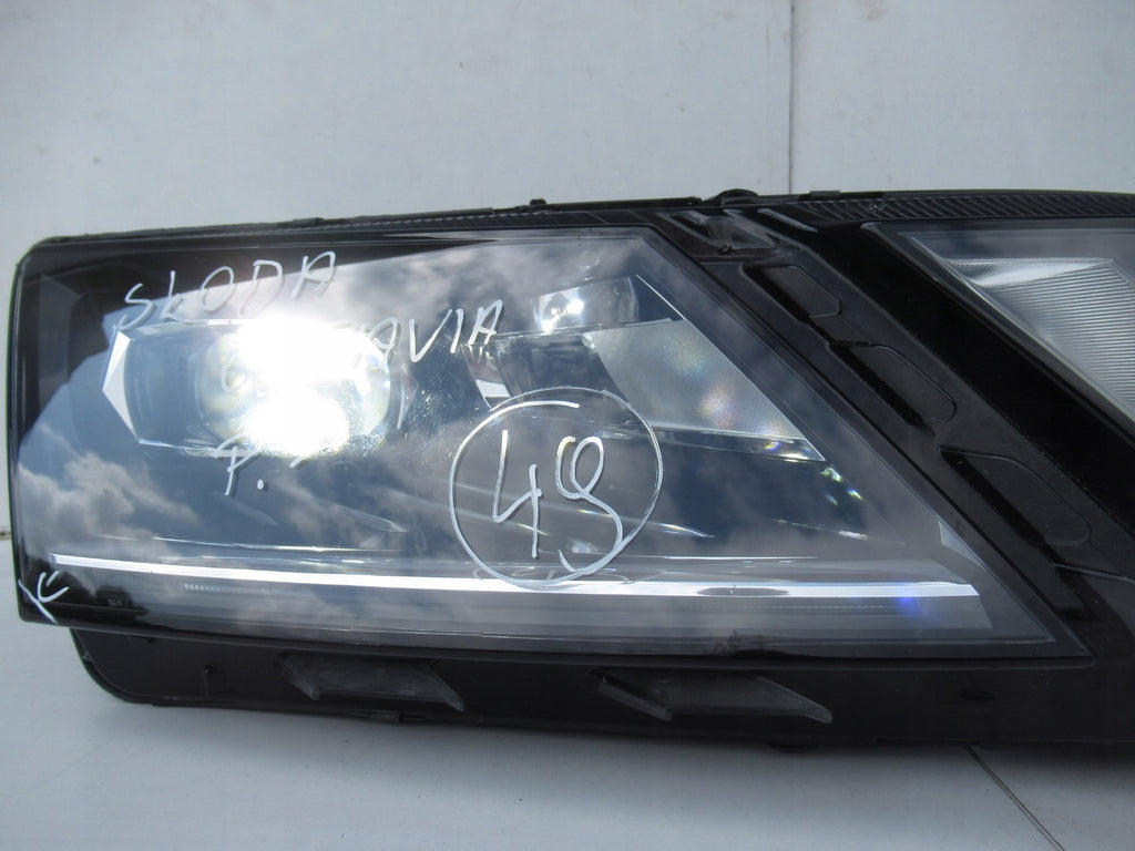 Frontscheinwerfer Skoda Octavia III 7P5941591 LED Rechts Scheinwerfer Headlight SCH1601078065xy