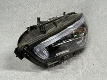 Laden Sie das Bild in den Galerie-Viewer, Frontscheinwerfer Mercedes-Benz Cla 1189066901 LED Links Scheinwerfer Headlight SCH7530081007lh