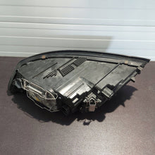 Load image into Gallery viewer, Frontscheinwerfer Volvo S40 31299588 Xenon Rechts Scheinwerfer Headlight SCH2801408564wa