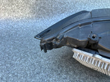 Laden Sie das Bild in den Galerie-Viewer, Frontscheinwerfer Jaguar F-Pace MK83-13W030-EE Links Scheinwerfer Headlight SCH3637962292mx