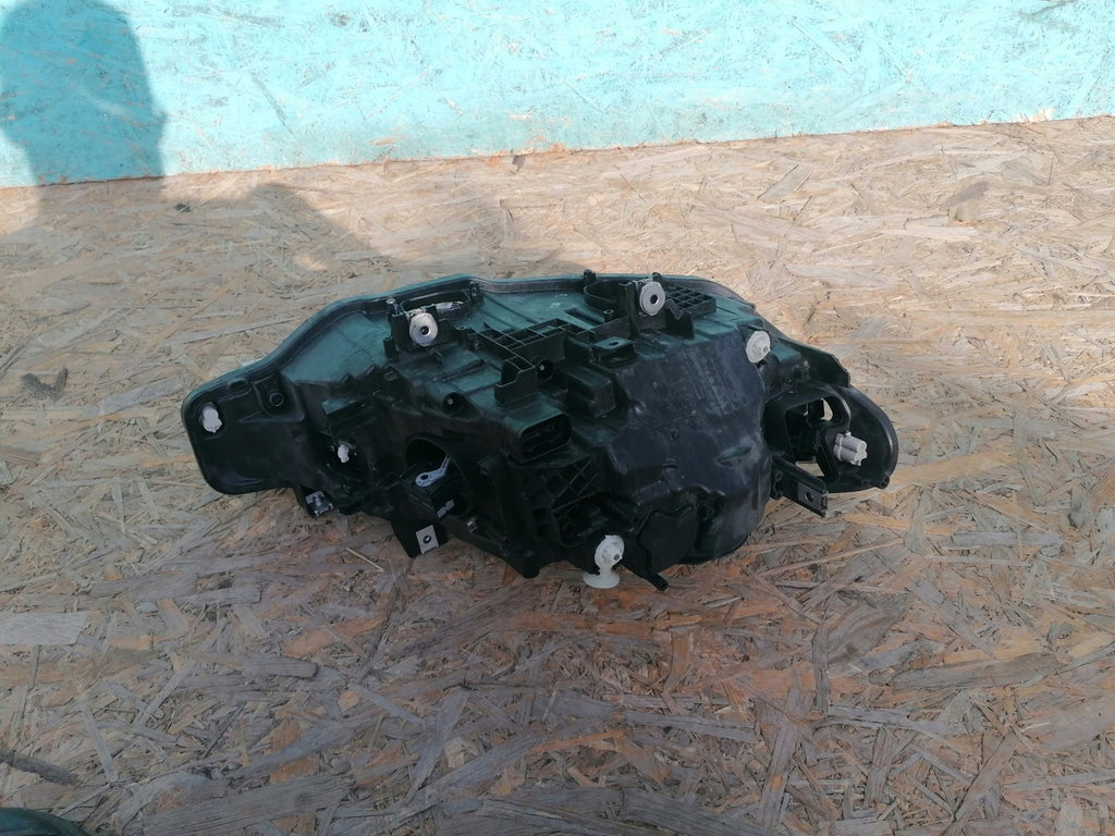 Frontscheinwerfer BMW F30 7365596 7365595 Ein Stück (Rechts oder Links)