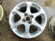 Laden Sie das Bild in den Galerie-Viewer, 1x Alufelge 16 Zoll 6.5" 4x100 45ET Silber S6A665F Honda I Rim Wheel FEL9641056829ax