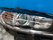 Laden Sie das Bild in den Galerie-Viewer, Frontscheinwerfer Ford Mondeo DS73-13W029-EC Rechts Scheinwerfer Headlight