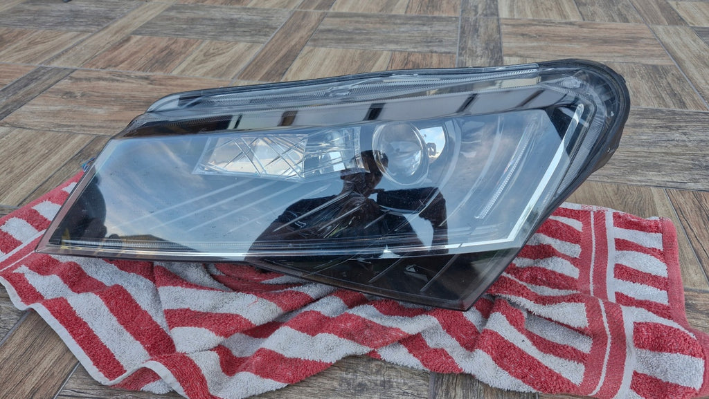 Frontscheinwerfer Skoda Superb III 3V1941015A Xenon Links Scheinwerfer Headlight SCH2843927548ku