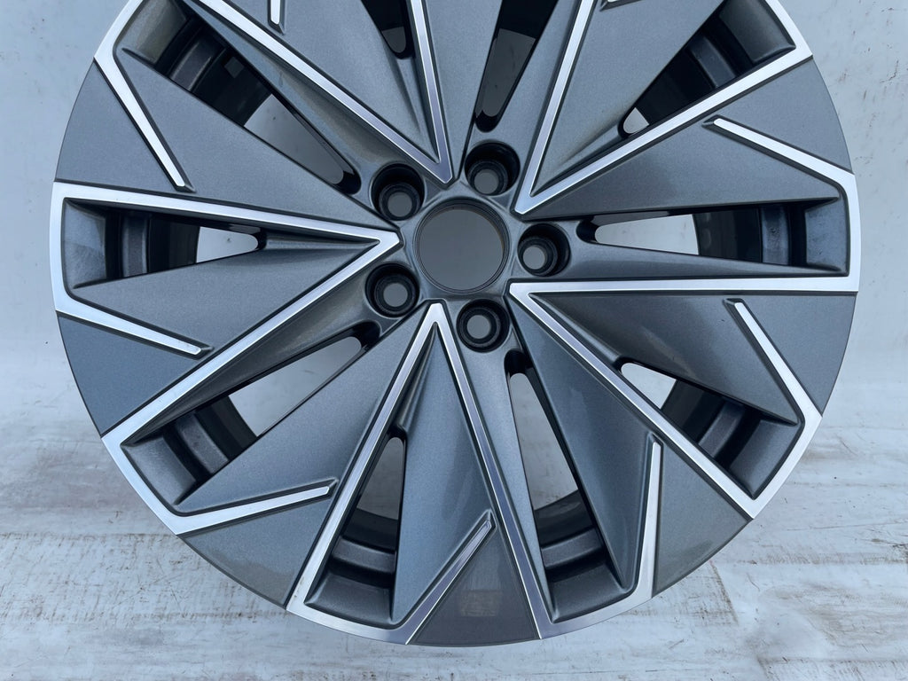 1x Alufelge 17 Zoll 6.5" 5x100 40ET Glanz Grau 658601025A Mg Kamiq Rim Wheel FEL5469921338dx