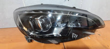 Laden Sie das Bild in den Galerie-Viewer, Frontscheinwerfer Peugeot 308 II MIA11572 9677832380-01 Full LED Rechts