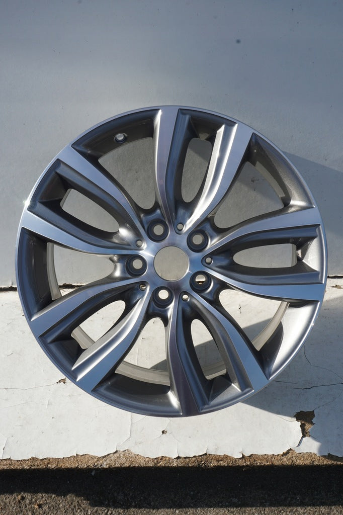 1x Alufelge 18 Zoll 8.0" 5x112 57ET Glanz Silber 6855094 BMW Mg Rim Wheel FEL3556329931be
