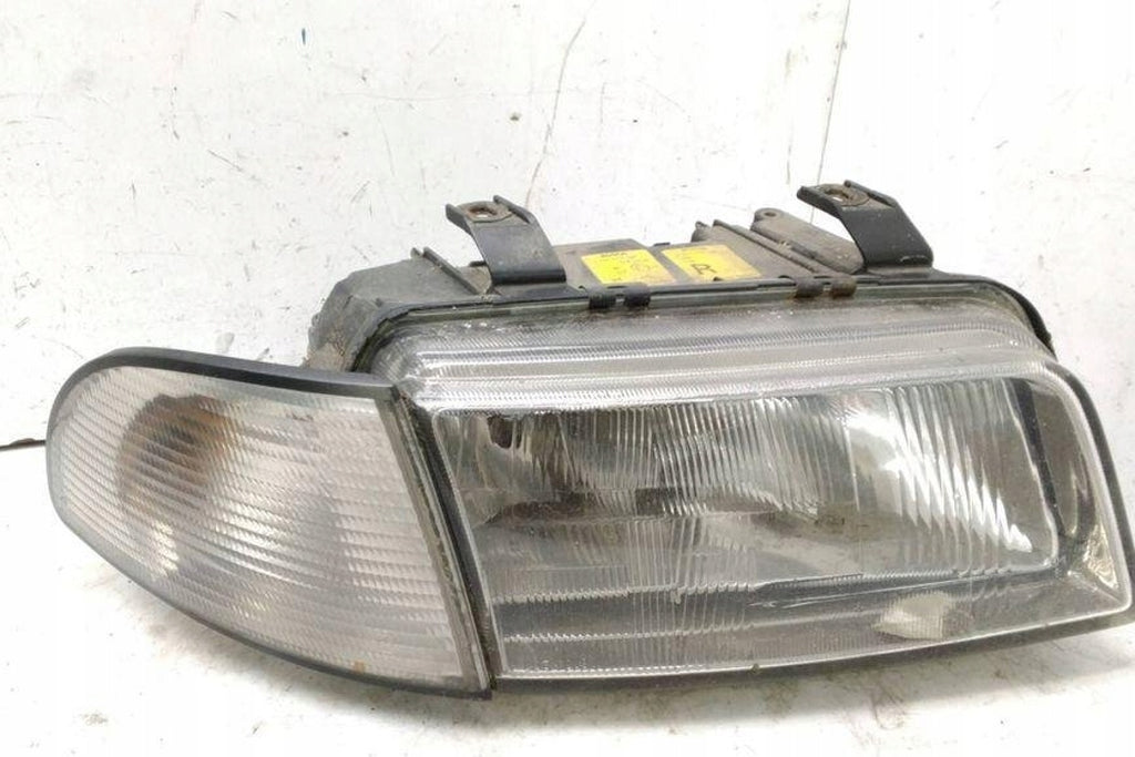 Frontscheinwerfer Audi A4 Avant 1307022195 Rechts Scheinwerfer Headlight