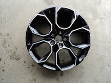 Laden Sie das Bild in den Galerie-Viewer, 1x Alufelge 19 Zoll 7.5&quot; 5x112 51ET Glanz 5E0601025 Skoda Octavia Iii Rim Wheel