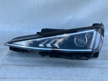 Laden Sie das Bild in den Galerie-Viewer, Frontscheinwerfer Hyundai Elantra 92101-F2 LED Links Scheinwerfer Headlight SCH3418914070vc