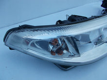 Laden Sie das Bild in den Galerie-Viewer, Frontscheinwerfer Renault Laguna II 8200002845 LED Ein Satz Headlight