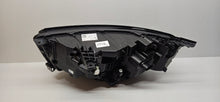 Laden Sie das Bild in den Galerie-Viewer, Frontscheinwerfer Renault 260103381R LED Rechts Scheinwerfer Headlight SCH4331482254cg