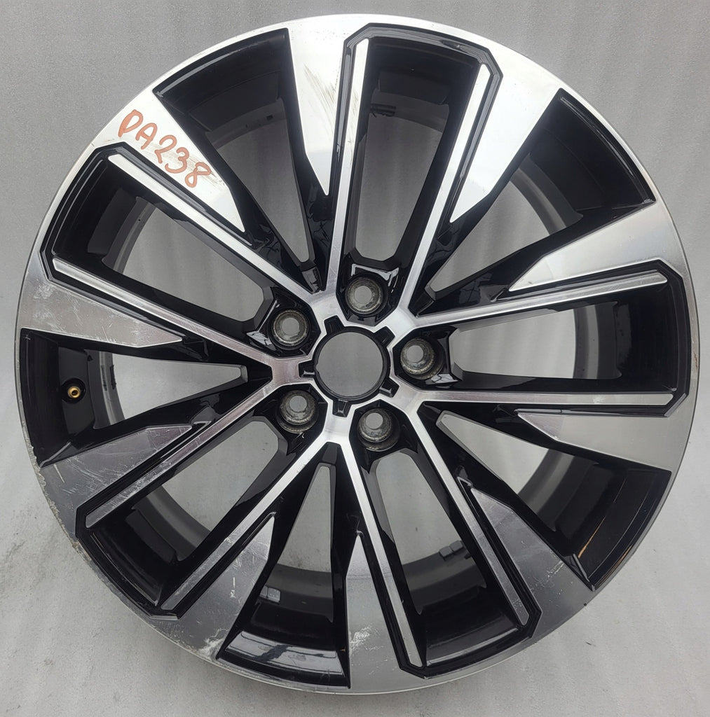 1x Alufelge 19 Zoll 7.0" 5x114.3 32ET Glanz Silber 403004862R Renault Rim Wheel FEL9523285945uz