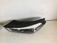 Laden Sie das Bild in den Galerie-Viewer, Frontscheinwerfer Hyundai Tucson R009D2024BZ 92102D7200 Ein Satz Headlight SCH3457496417ag