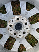 Laden Sie das Bild in den Galerie-Viewer, 4x Alufelge 17 Zoll 6.5" 5x112 6856076 BMW X2 F39 X1 F48 Rim Wheel FEL4721215987kj