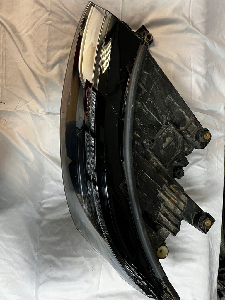 Frontscheinwerfer VW Transporter 7T1941035AE Links Scheinwerfer Headlight